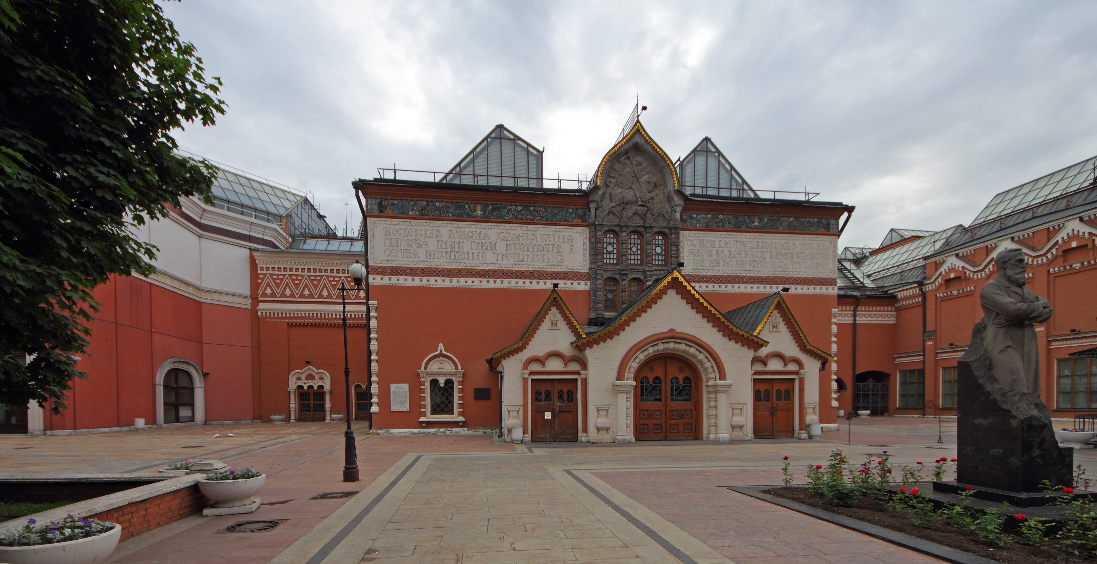 in_th_030_13_sm